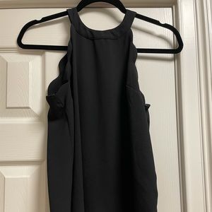 Black scallop tank top
